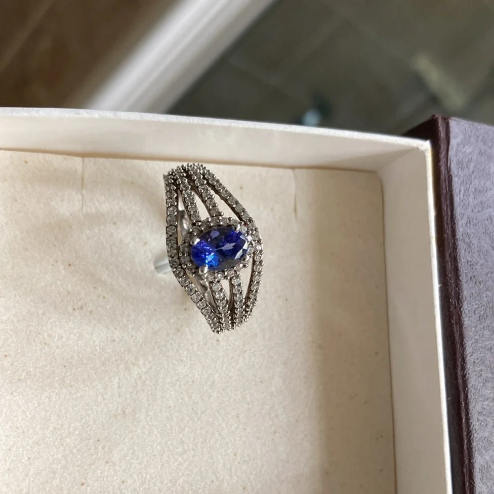 Tanzanite and Zircon